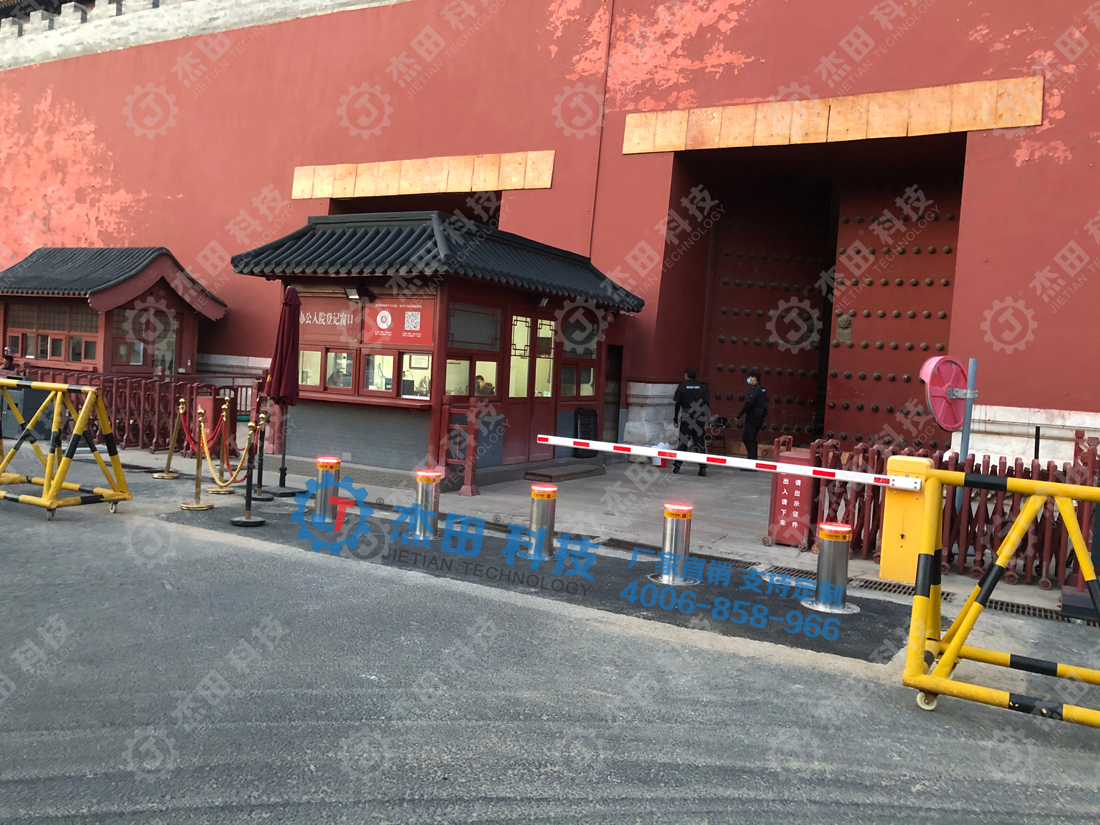 北京故宮博物館升降柱