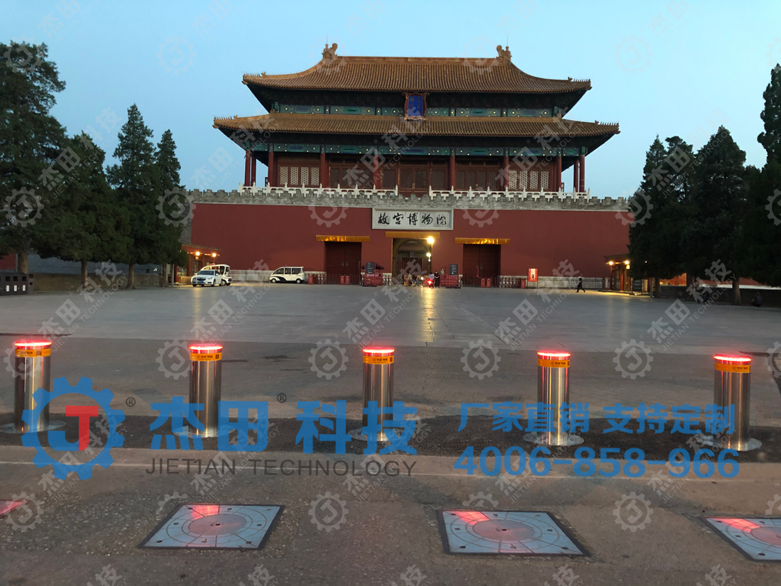 北京故宮博物館升降柱