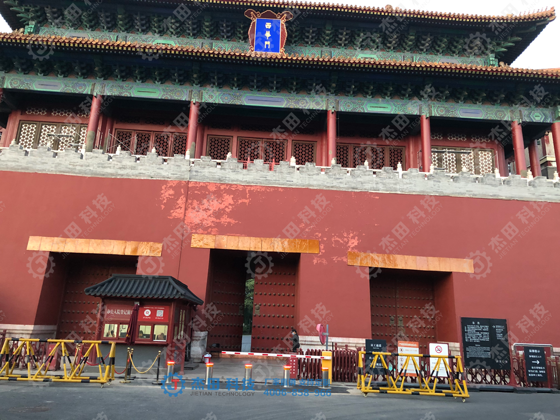 北京故宮博物館升降柱